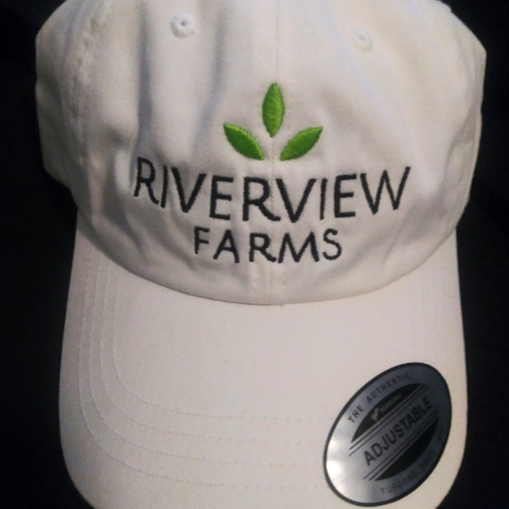 420 RIVERVIEW FARMS CANNABIS ADJUSTABLE HAT/CAP. 💚 🌱🌿